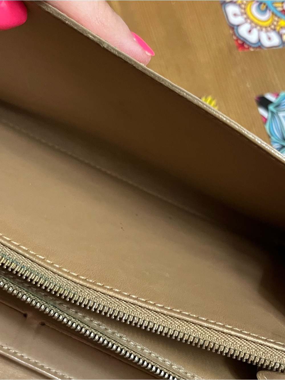 Louis Vuitton Vernis Monogram Shiny Golden Wallet project authentic - Picture 7 of 16